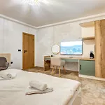 Mirror Здравен курорт
