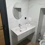 Mirror Здравен курорт Смолян